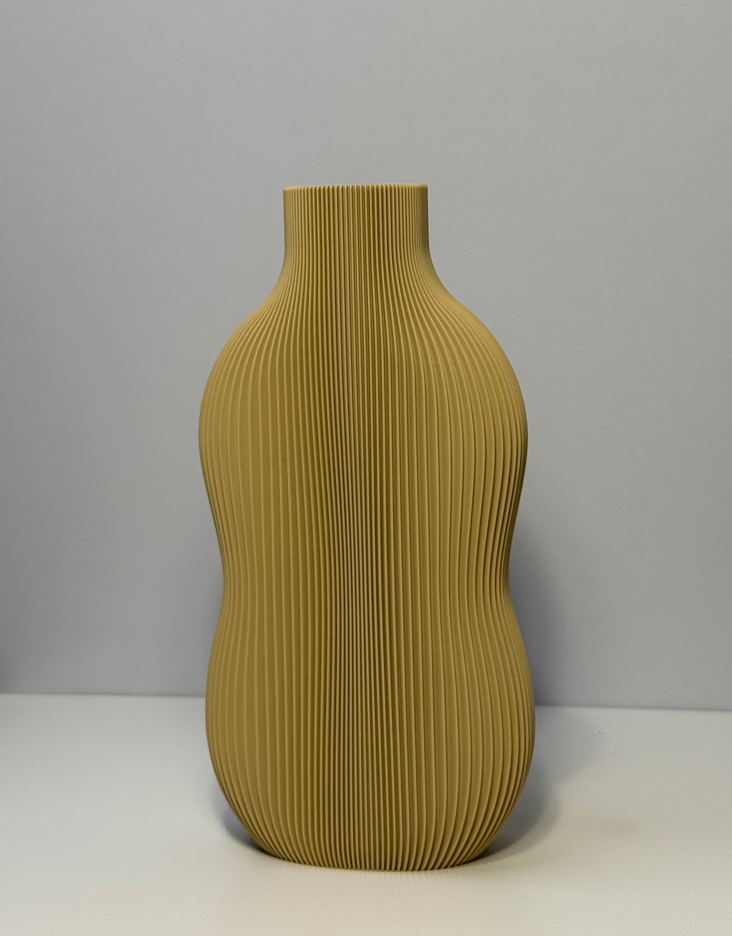 BABBIA Vase – Modern Ribbed Decorative Vase