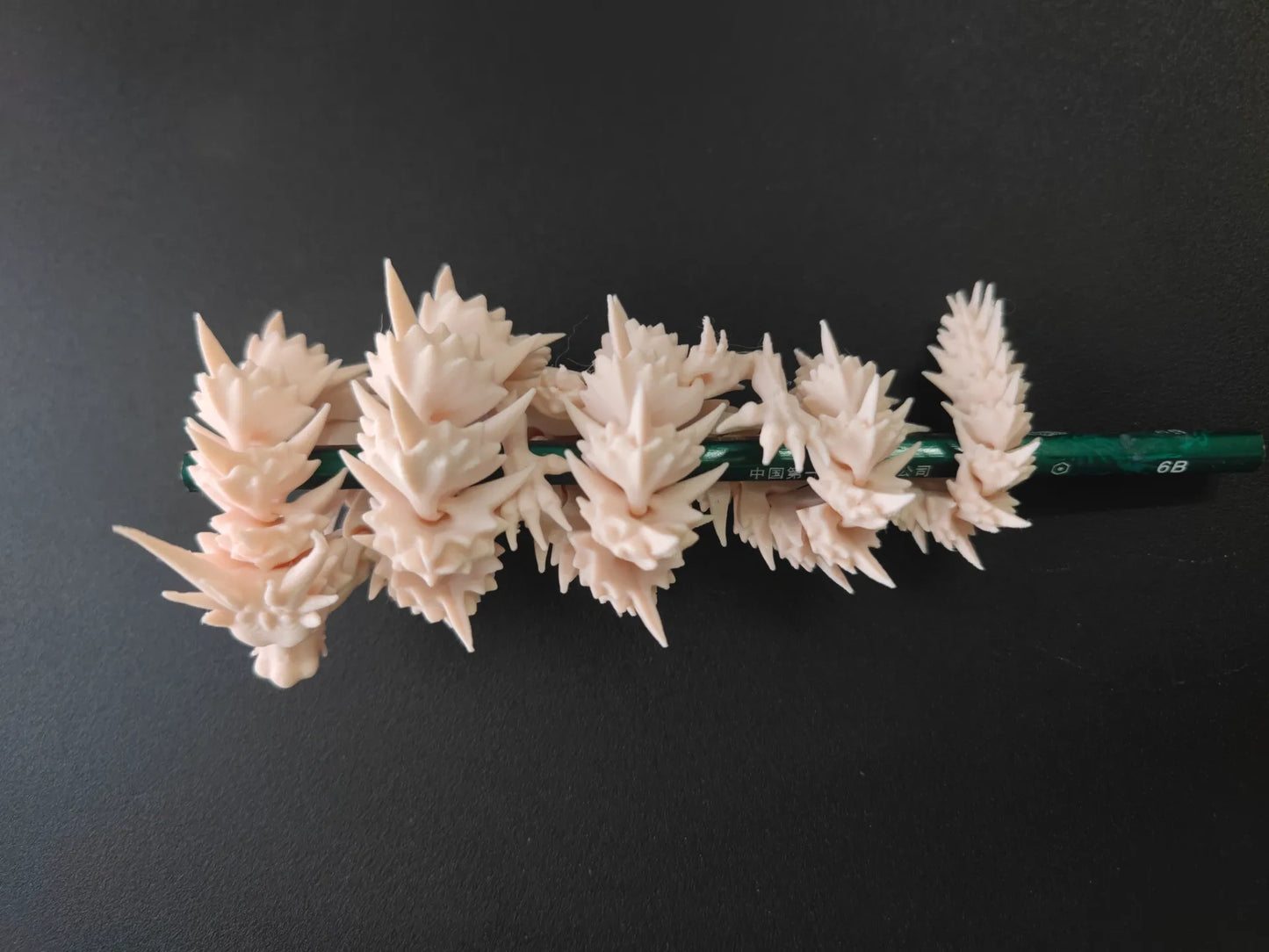 Articulated Dragon Figure – Flexible Fantasy Dragon Collectible