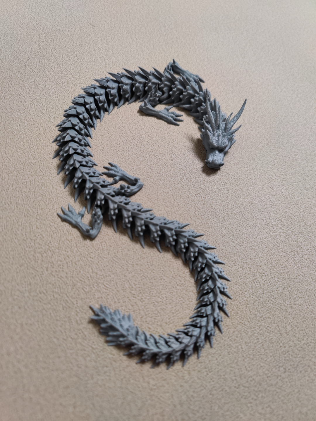 Articulated Dragon Figure – Flexible Fantasy Dragon Collectible