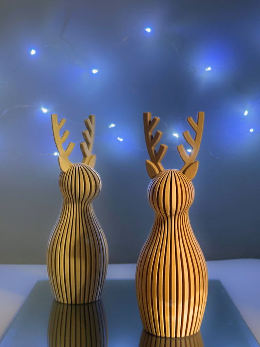 Christmas Reindeer (Set of 2) – Modern Minimalist Holiday Decor