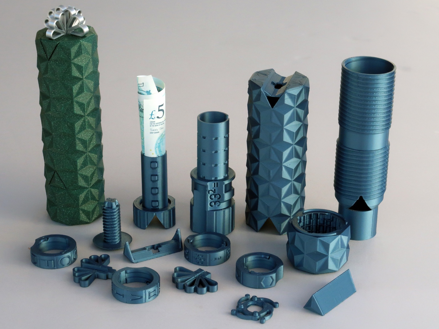 Puzzle Tube Cash Gift Box – Unique Brain-Teaser Money Holder