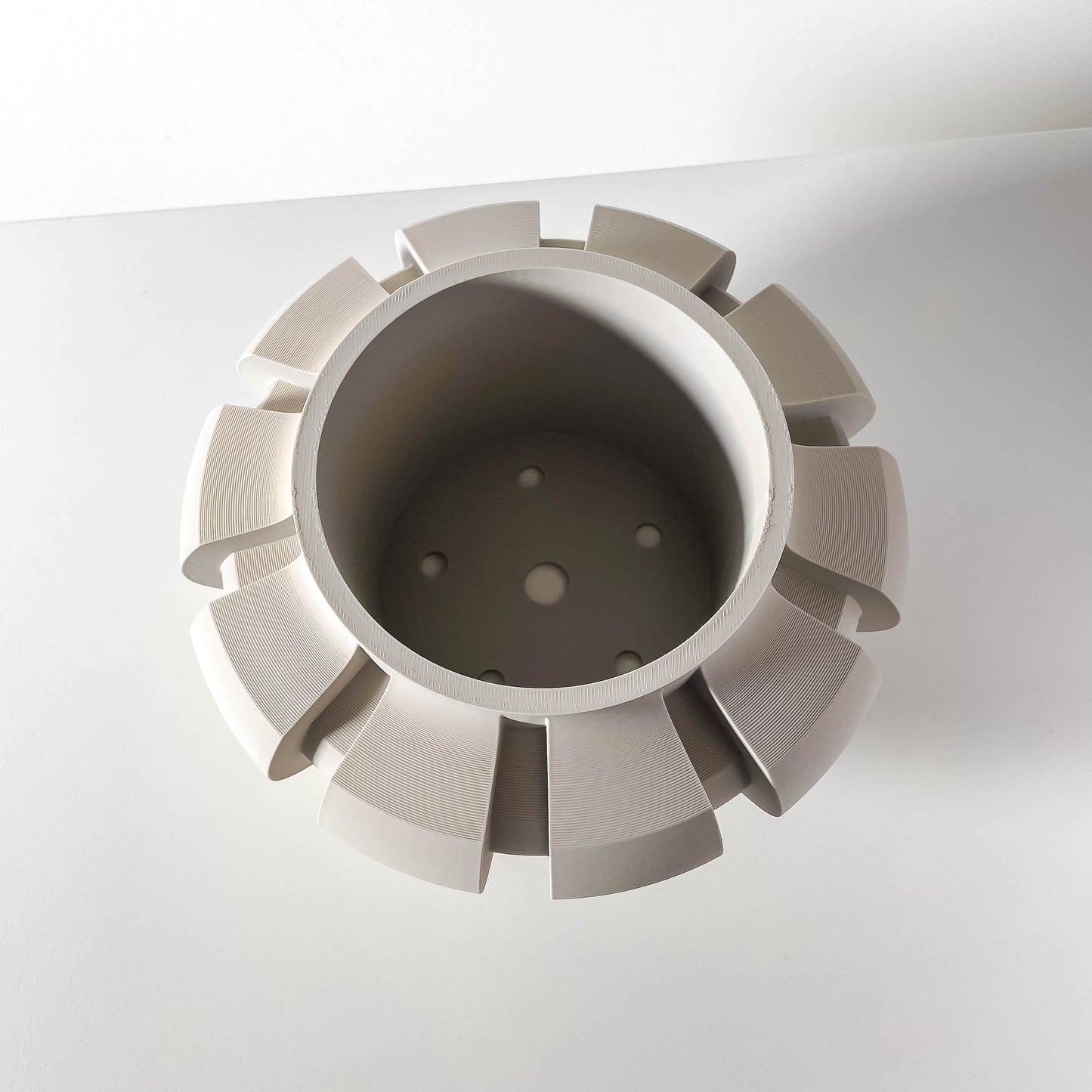 ARIKO Planter