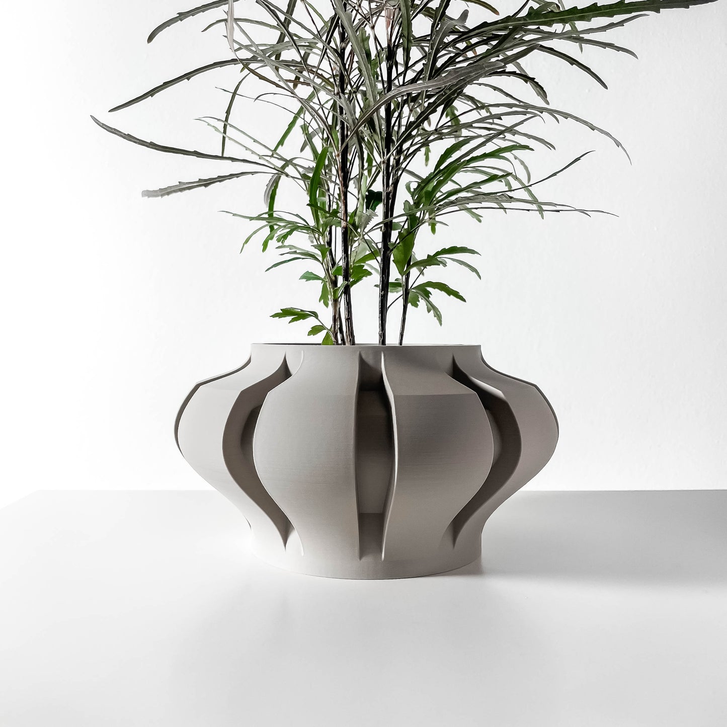 ARIKO Planter